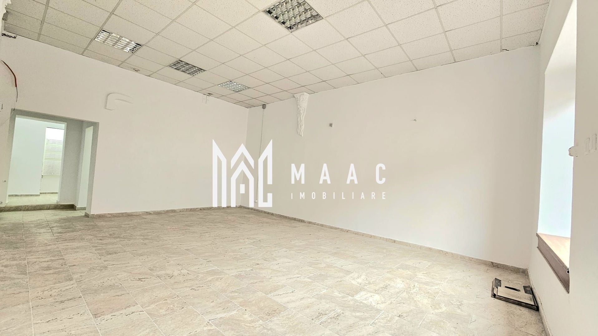 Spatiu Comercial I 58mpu I Vitrina I Vad Pietonal I Central - Poză 3