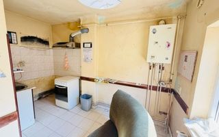 Ciarda Roșie | 2 case în curte | Teren 700 mp | Garaj | Toate utilitățile - Poză 10