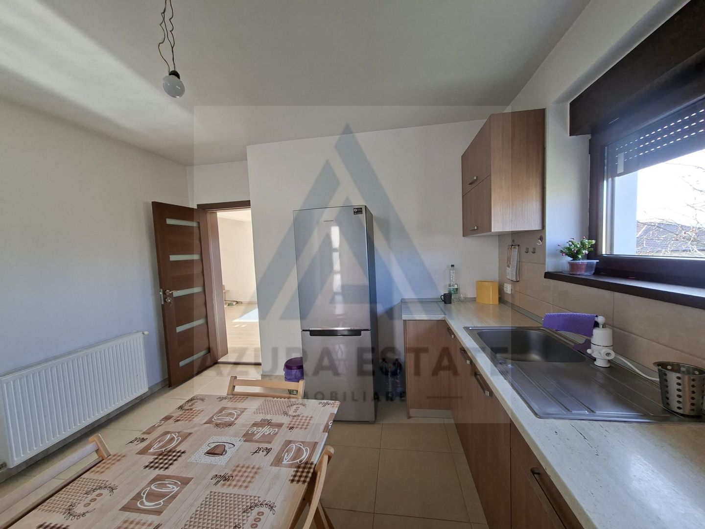 Casa intabulata 5 camere 2 bai si curte generoasa in Bavaria Park - Poză 11