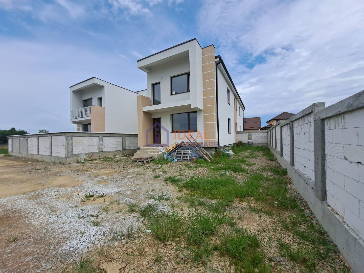 Casa cu 4 camere si 310 mp de curte, in Calea Cisnadiei, zona Profi - Poză 2