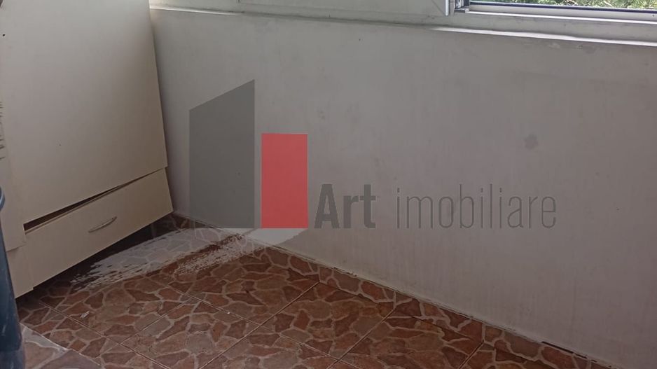 Apartament 2 camere, 2 balcoane bdul Basarabia - Poză 3