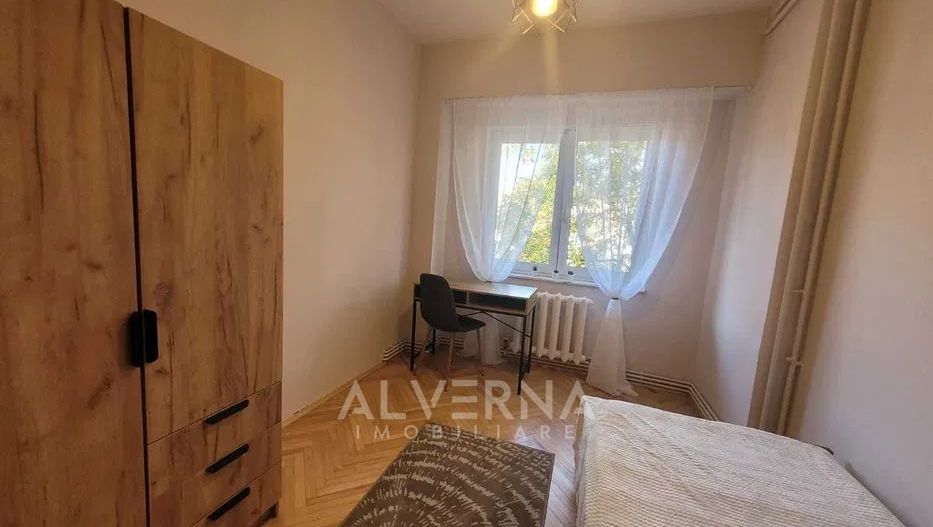 Apartament 3 camere | 70 mp | balcon | parcare | zona centrala - Poză 4