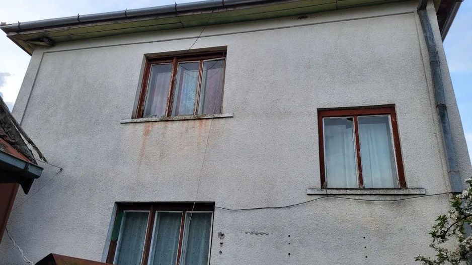 Ag EUROPA vinde casa cu etaj cu teren aferent de 10 ari în Lazuri. - Poză 4