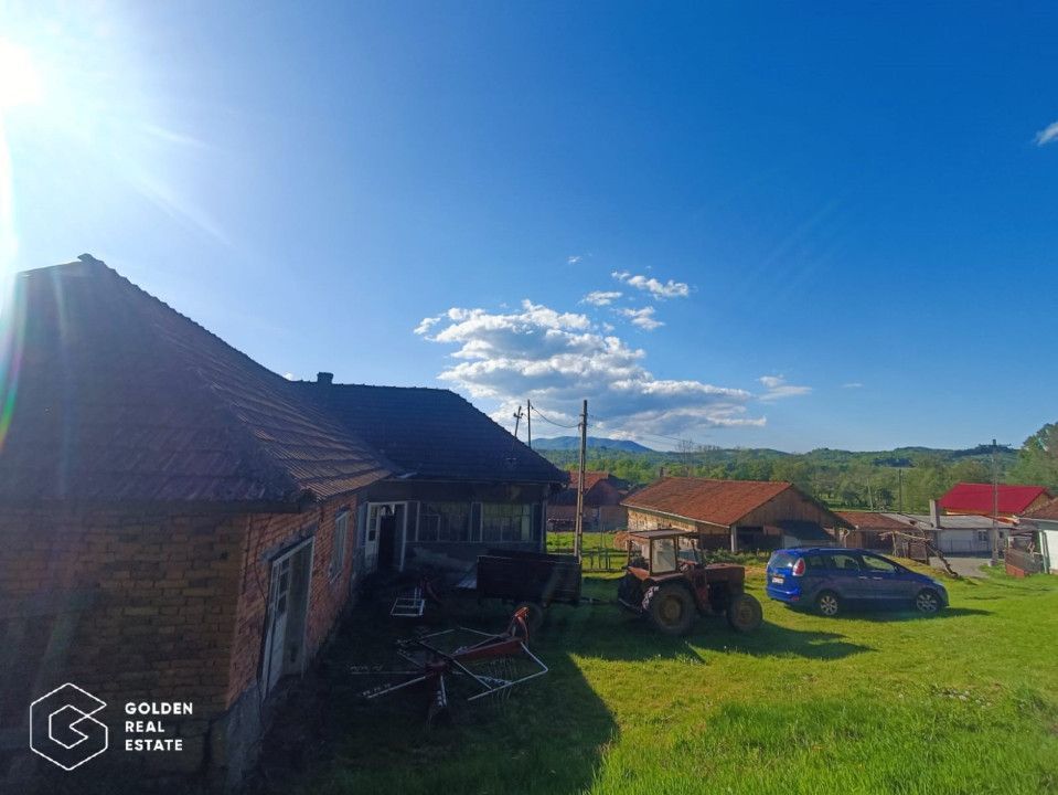 Casa de vacanta intr-o zona de vis, cu vedere la munte, sat Magulicea - Poză 1