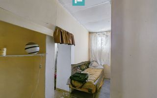 Casă modestă cu 3 camere din văiugă în Bătania - Schiță 10