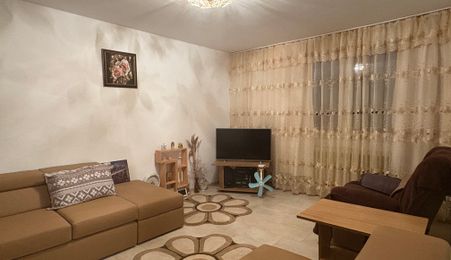 Apartament cu 3 camere de vânzare - 1 Decembrie 1918 - Sector 3