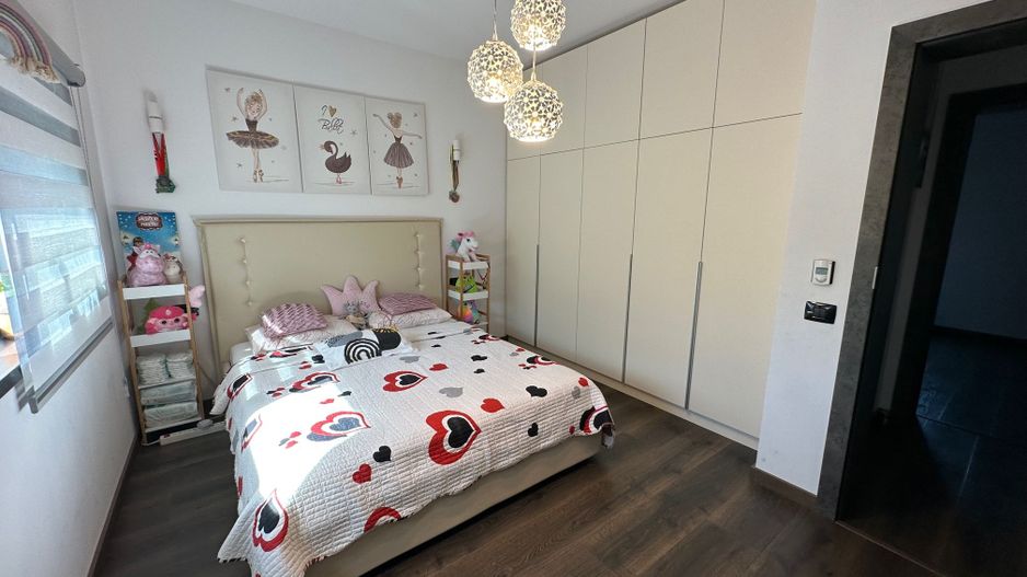 Casa moderna în Dumbravita - Ikea cu garaj - Poză 24