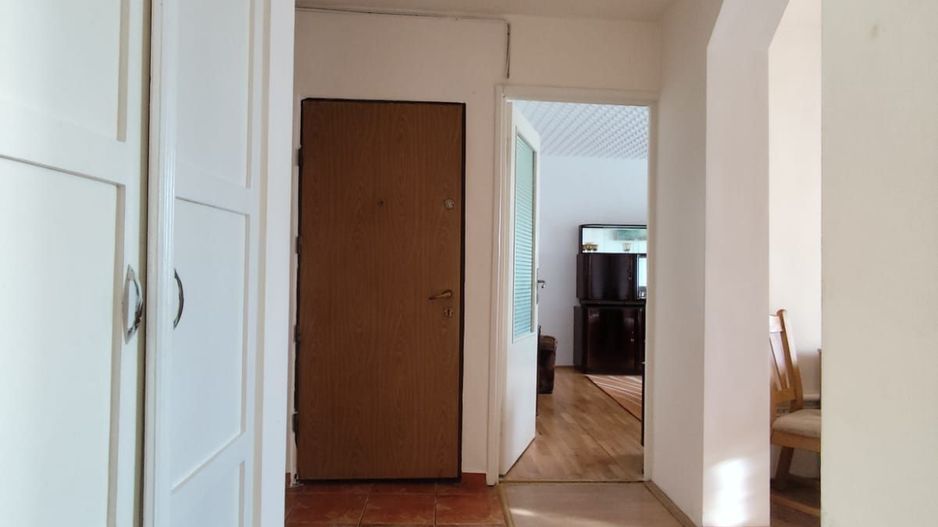 Inchiriere 2 camere str. Leonardo da Vinci, zona Nufarul, Oradea - Poză 13