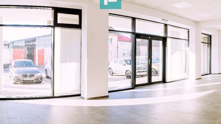 Spațiu comercial nou, vitrine mari, Calea Clujului - Poză 3