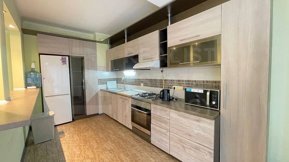 Chirie, apartament, 2 camere, strada Grenoble, Botanica - Poză 1