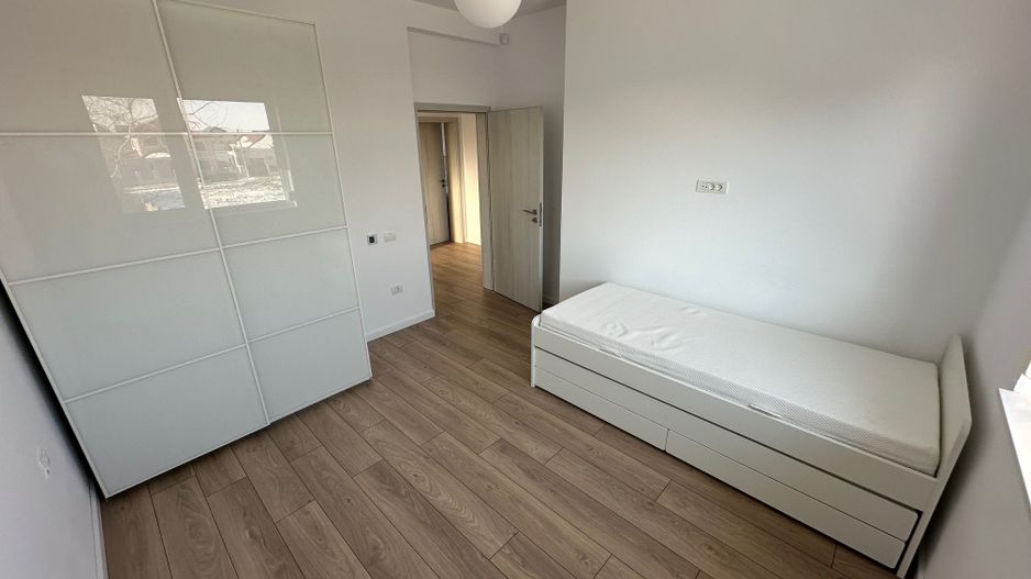 Duplex despărtit  prin garaj zona Ikea - Poză 20