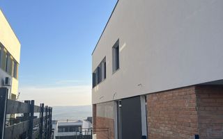 Vand casă tip duplex 160 mp +200 mp de grădină, zona Voronet - Poză 3