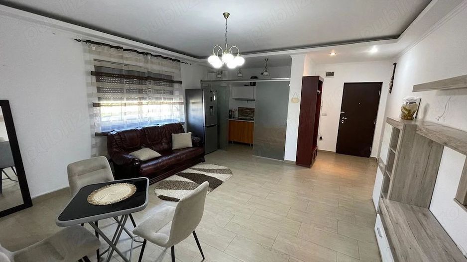 Apartament cu 2 camere, curte și loc de parcare - Poză 2