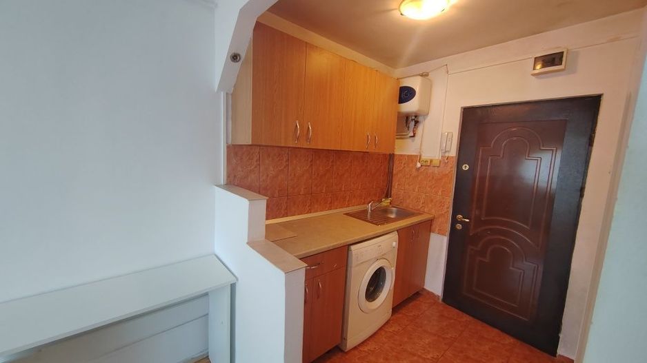 BRASADAS vinde garsonieră in Micro 17 la etajul 4/4. - Poză 3