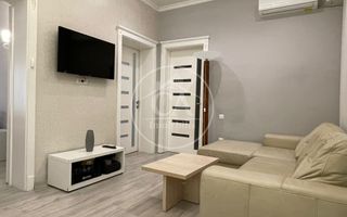 Apartament la casa, de inchiriat cu 3 camere Ultracentral, Oradea - Poză 8