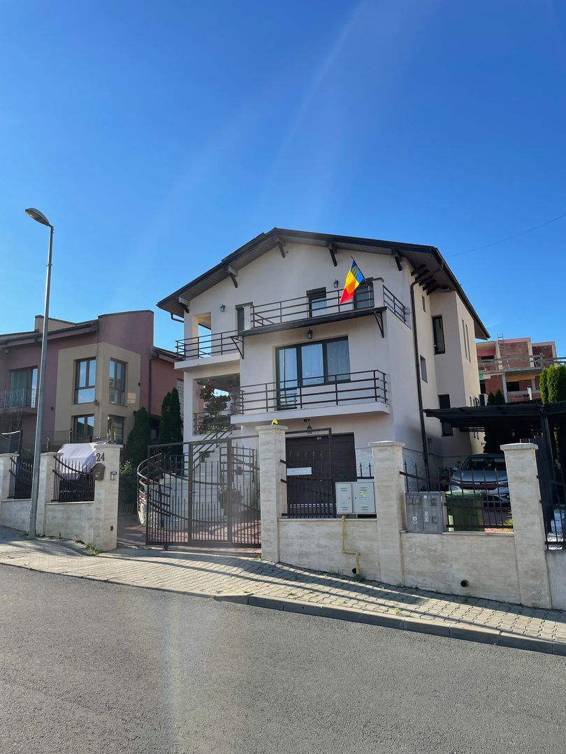Casa de inchiriat pe str.Voronet - Poză 1