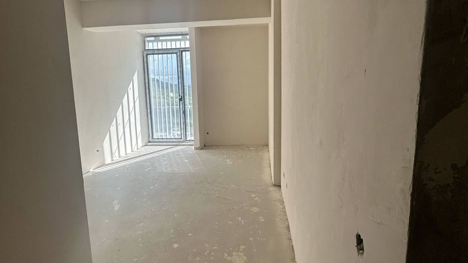 Vanzare apartament 3 camere cu parcare subterana zona BMW - Poză 2