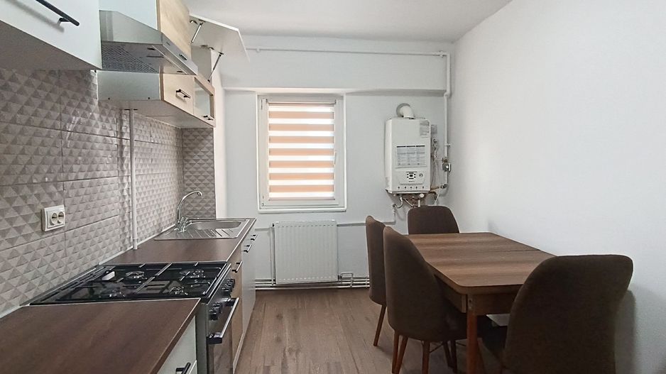 Apartament cu 2 camere, mobilat in blocul Onix-Grivitei - Poză 3