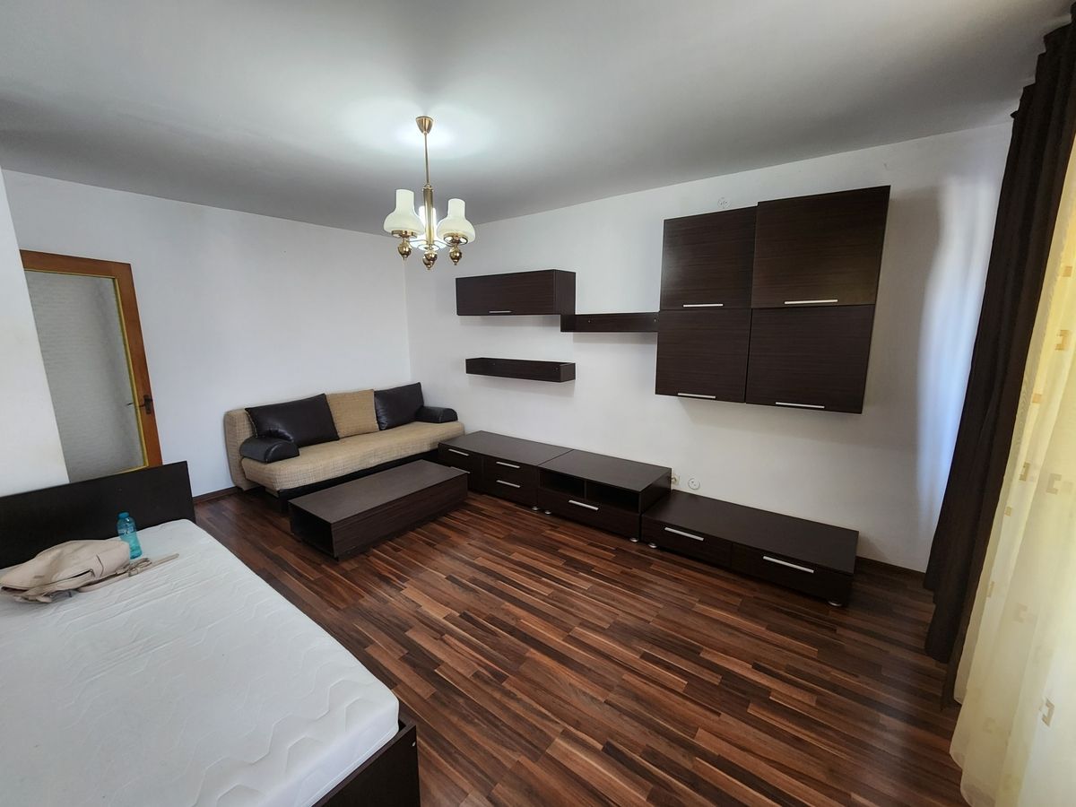 GARSONIERA SPATIOASA | BLOC 1987 | TEI/ UTCB COMISION 0% - Poză 1