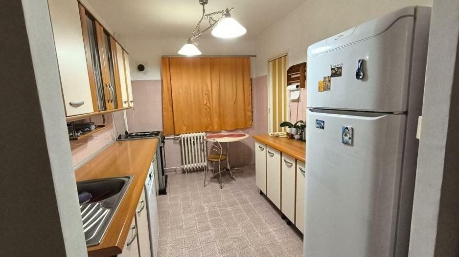Apartament Luminos, 2 camere, Parcul Tineretului. Parcare. - Poză 4