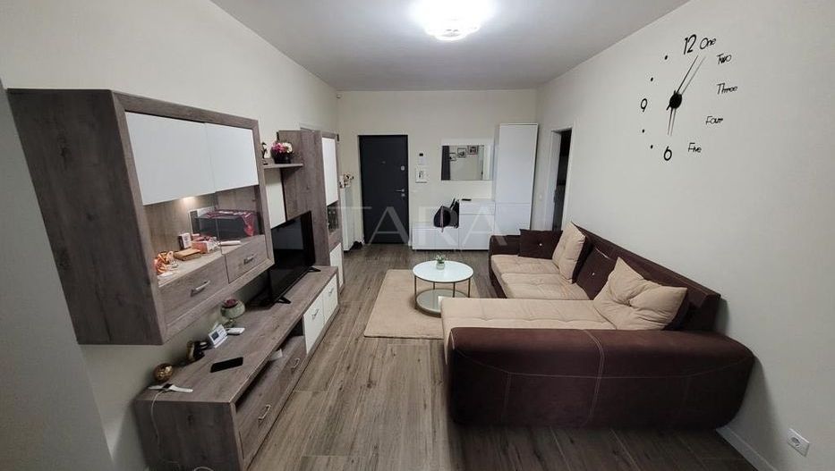 Vanzare apartament cu 2 camere, zona de nord, ultrafinisat! - Poză 3