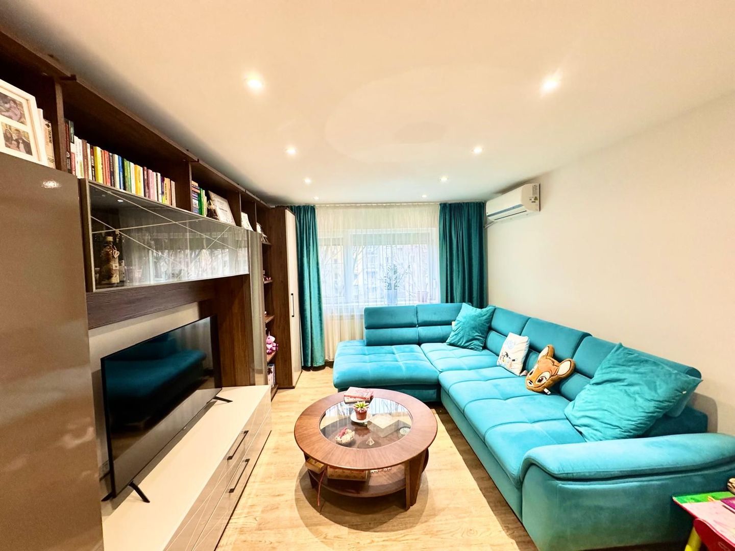 Apartament 2 camere de vânzare – Bd. București - Poză 1