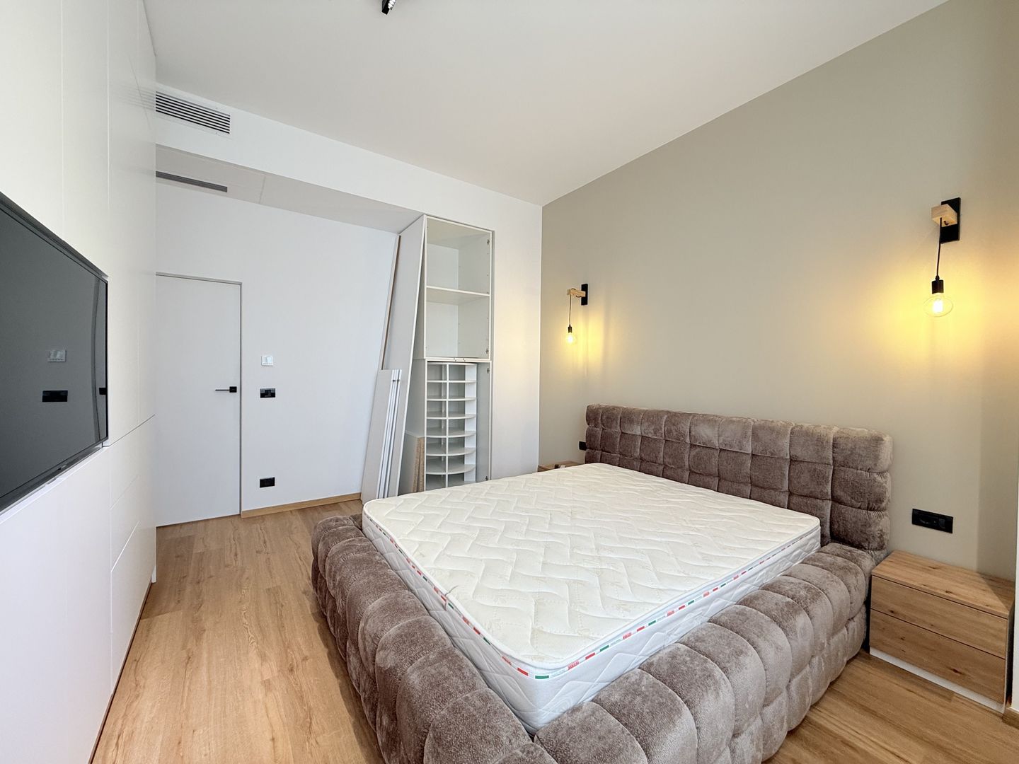 Investiție sau locuință ideală | 2 camere mobilat complet | renovat - Poză 11