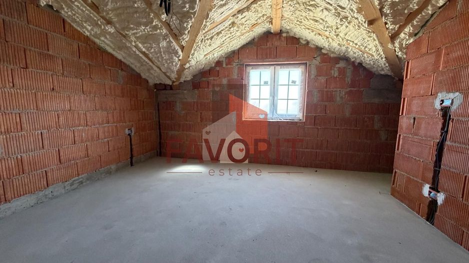 Duplex Individual | 4 camere | Toate utilitatile | Asfalt | Carport | - Poză 7