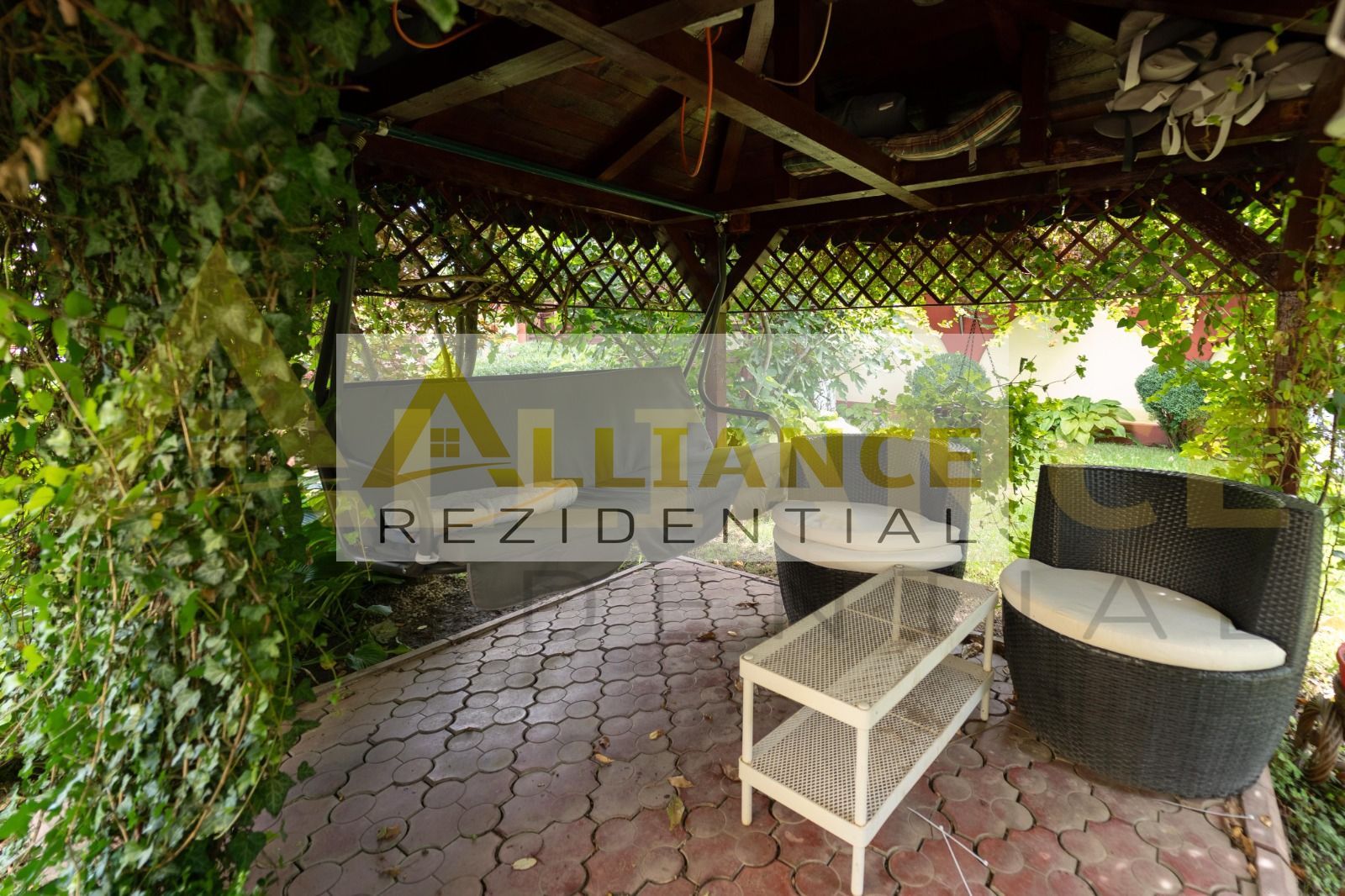 [OLTENITEI] Vila cu 7 camere - 325 MPU - Teren - 766 MP - P+1+M - Poză 14
