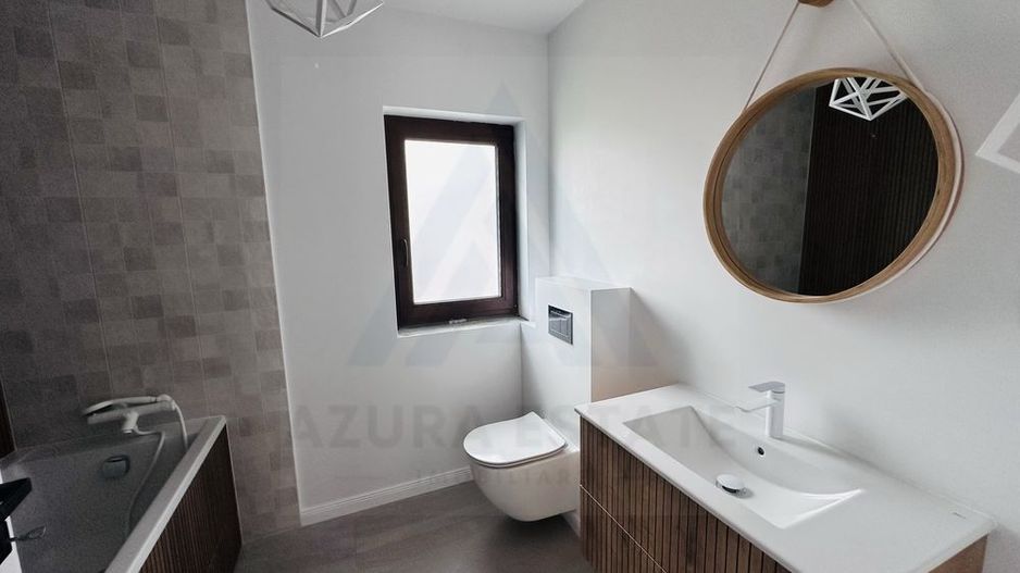 Casă premium complet utilata 5 camere 3 bai teren 427 mp în Cisnădie - Poză 3