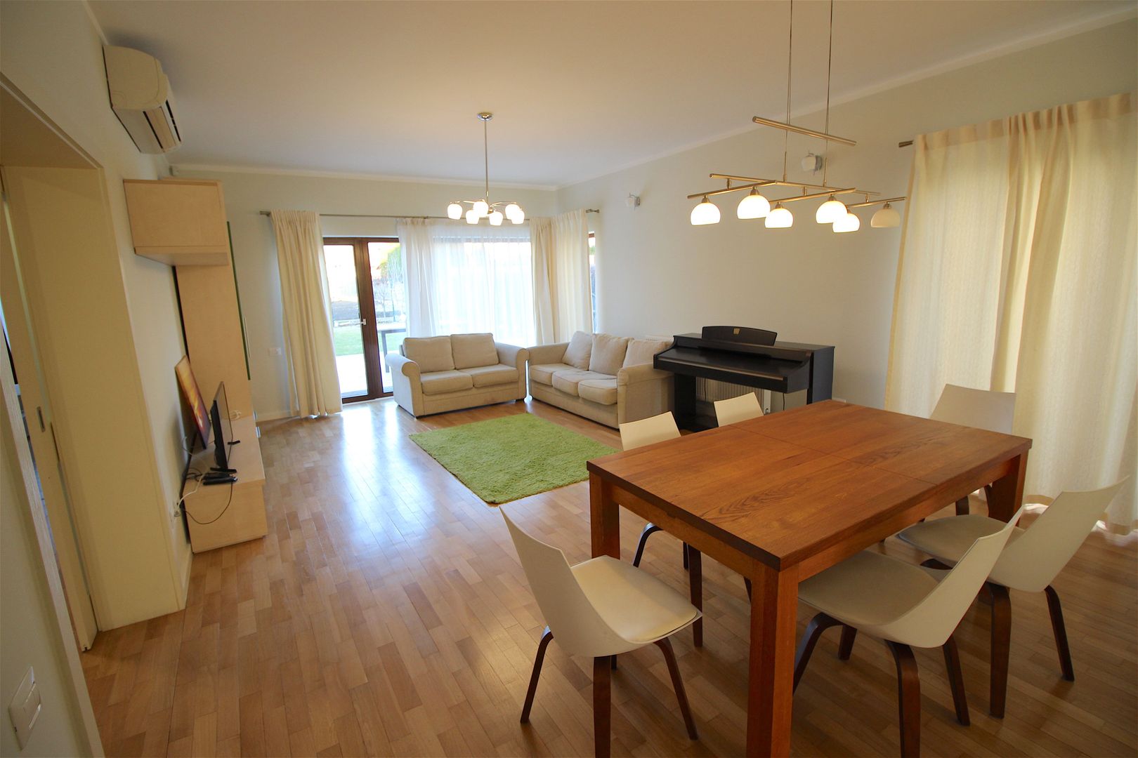 VILA DE INCHIRIAT - ZONA CALEA ARADULUI - Poză 2