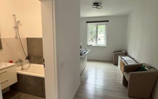 De închiriat spațiu pentru birouri – bloc nou, zona centrală - Poză 5