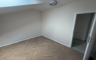 NOU. Disponibil imediat. Decomandat. Zona Soarelui - Poză 6