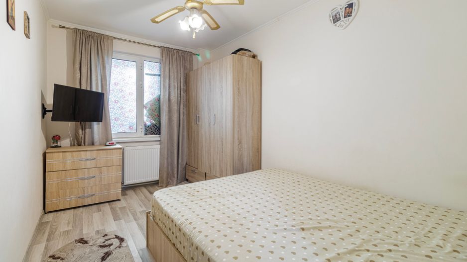 4 camere cu centrala, et 7 din 8 - Poză 12