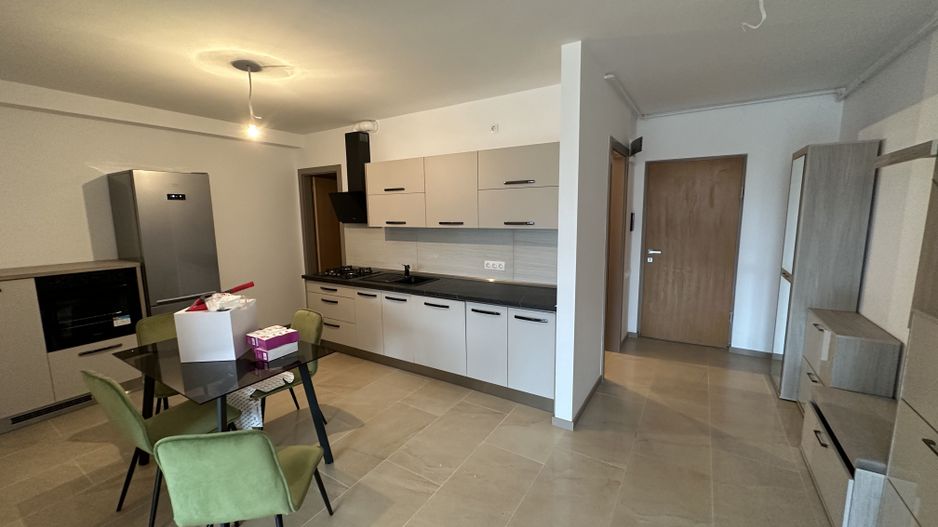 Apartament bloc nou 3 camere - parcare subterana - Poză 3