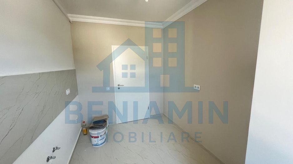 Garsoniera Decomandata - 45mp - balcon - parcare - Sanpetru - Roca - Poză 4