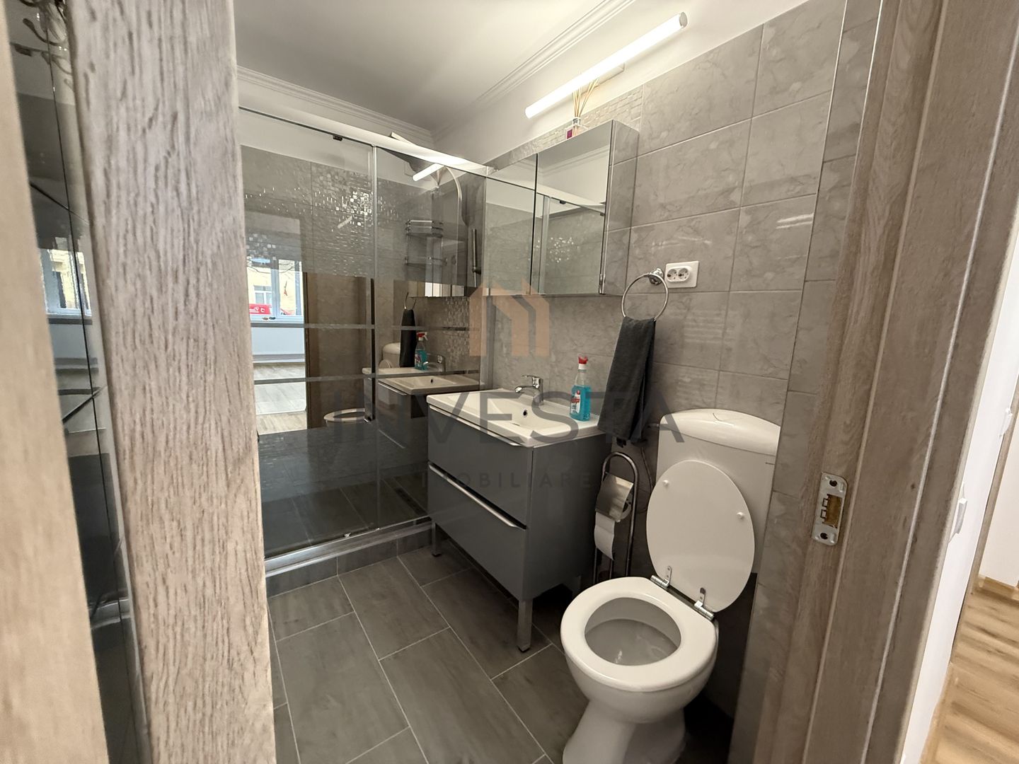 Apartament finisat cu 3 camere, zona centrala – Cluj-Napoca - Poză 2