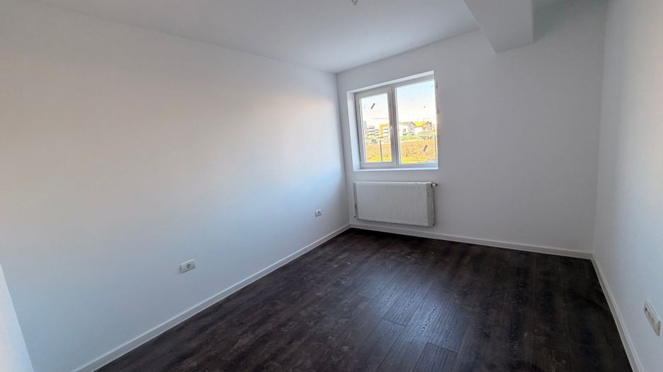 AP. 3 CAMERE, BLOC NOU, CENTRALA PROPRIE,BUCATARIE INCHISA,COMISION 0% - Poză 2