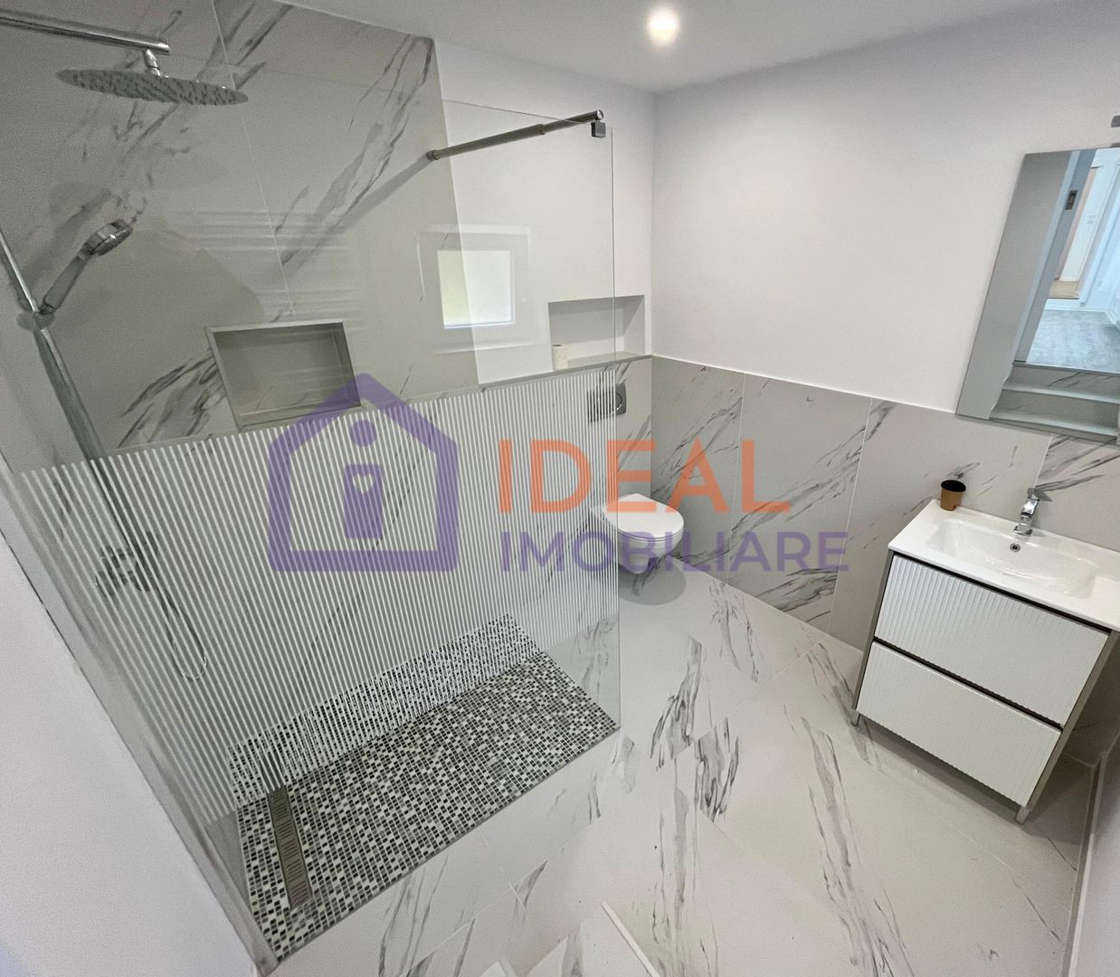 Apartament Ultracentral cu 2 camere complet renovat - de vânzare - Poză 10
