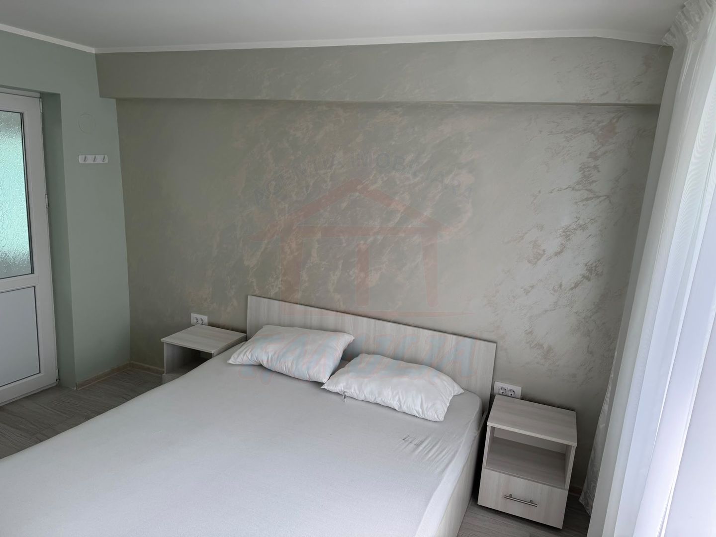 CAMERĂ DE ÎNCHIRIAT – CASĂ | 250 €/LUNĂ - Poză 1