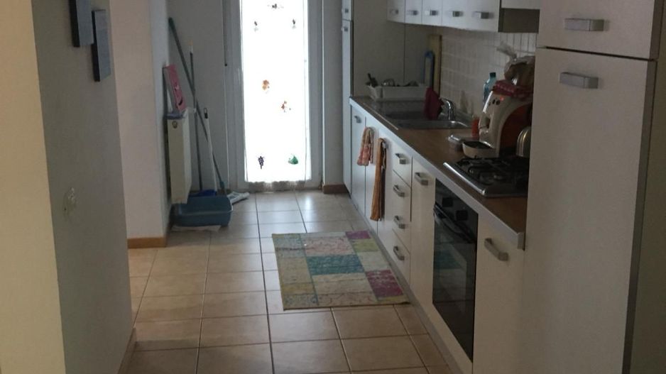 Apartament spatios 3 camere in imobil nou - Poză 1