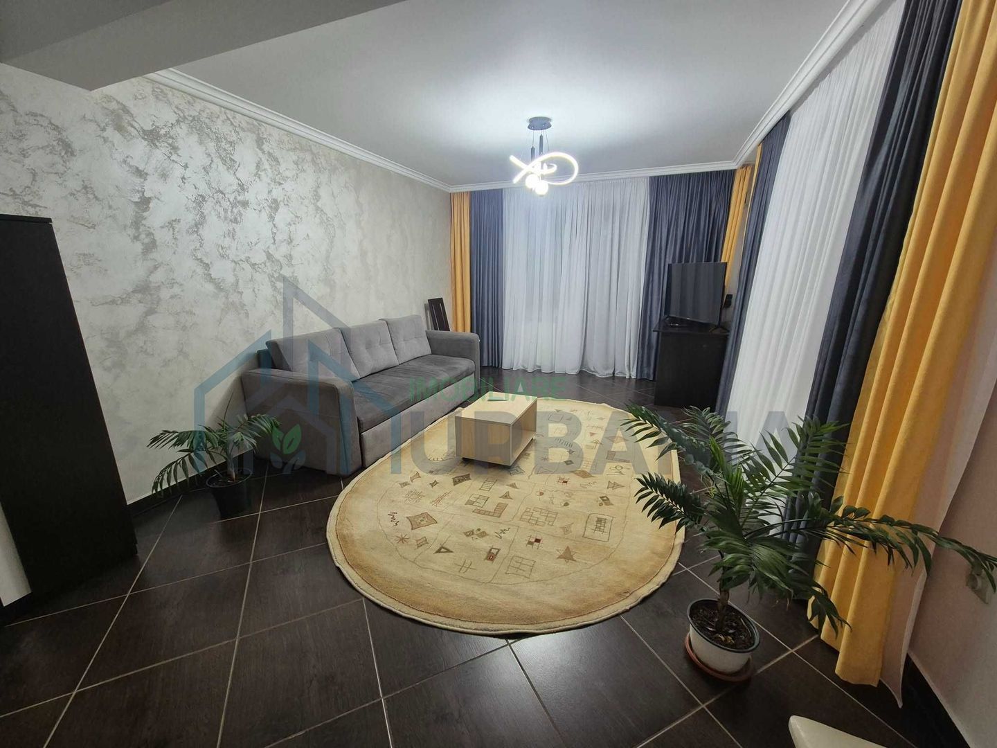 Apart 2 camere la casa/intrare separata/10 minute de Palas - Poză 1