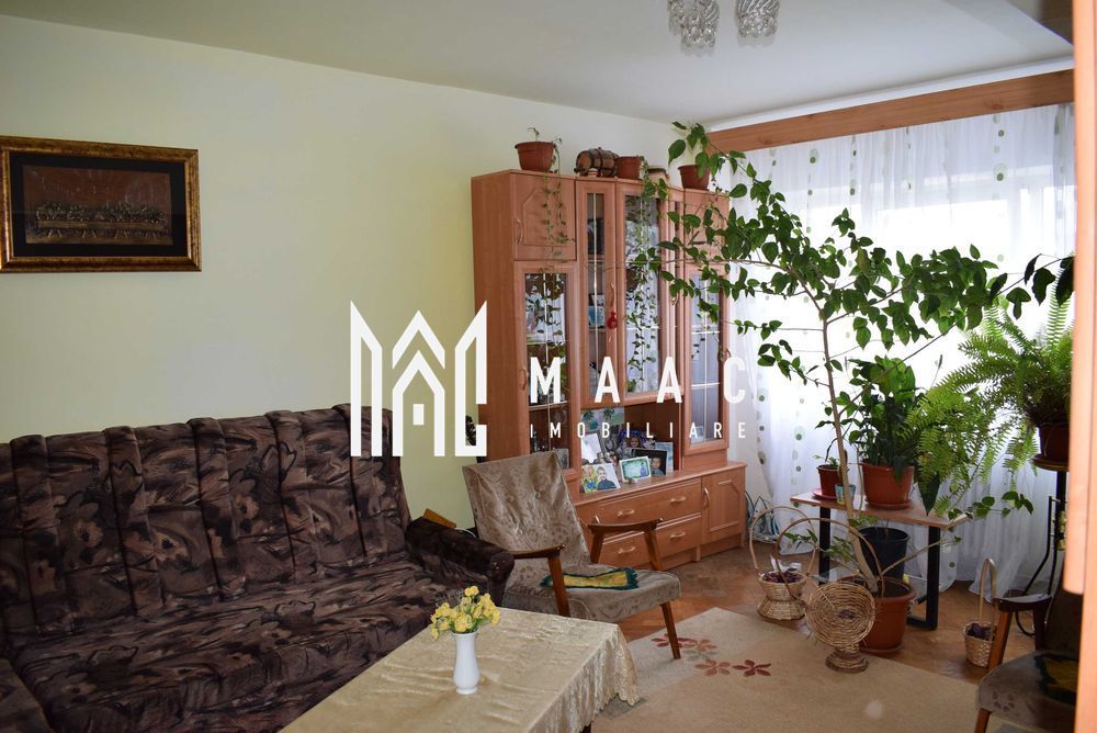 Apartament I 4 camere I Decomandat I Zona Ştrand - Poză 1