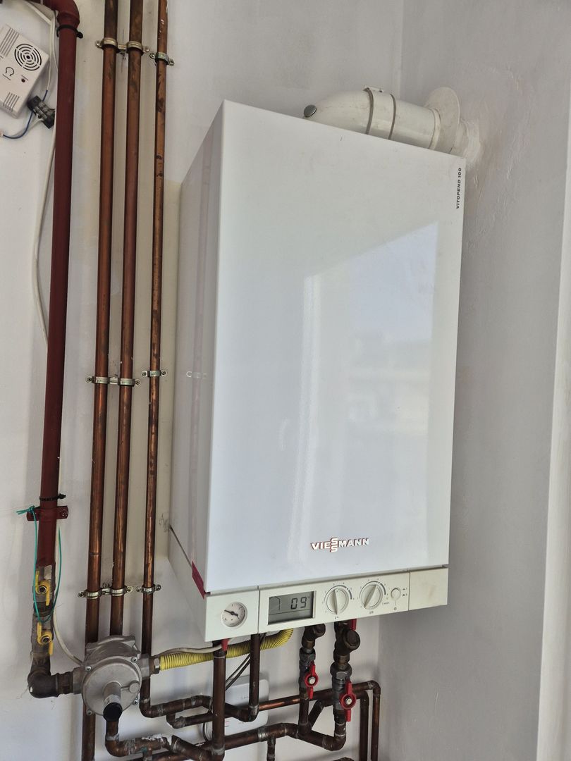 Apartament cu 3 camere 85 mp - Piata Romana - Poză 14