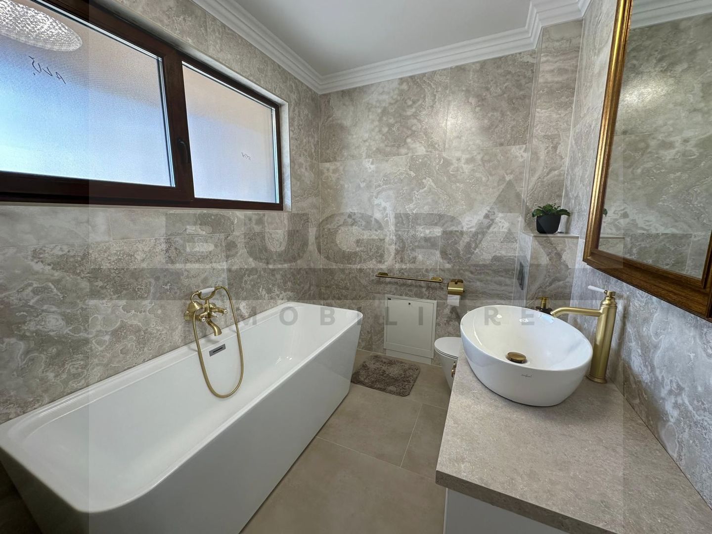 Duplex, 180mp utili, acces privat, ultrafinisat, Dezmir - Poză 8