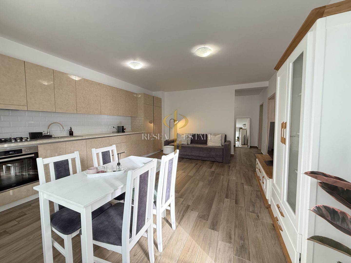 Apartament cu 2 camere - vedere la pădure| Ghiroda - Poză 3