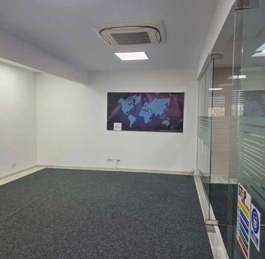 B-dul Mamaia - zona Delfinariu | Spațiu ideal pentru birou | 80mp - Poză 8