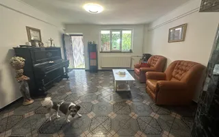 Casa cu teren de 792 mp - Poză 12