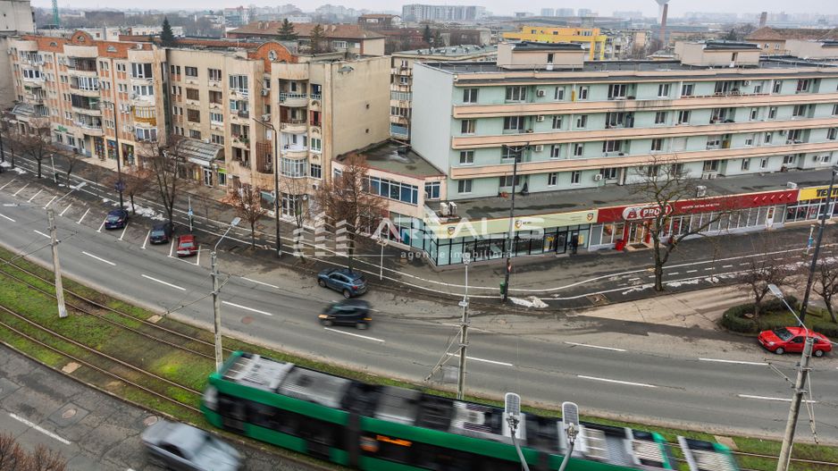 De închiriat -Apartament 3 camere, decomandat, zonă centrală - Poză 5