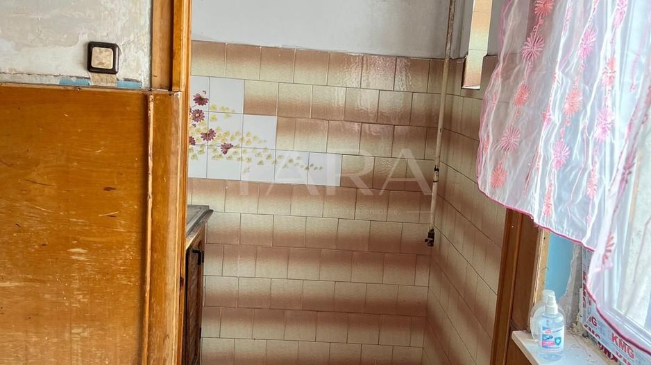Apartament 3 camere, Baciu – ideal pentru renovare - Poză 4